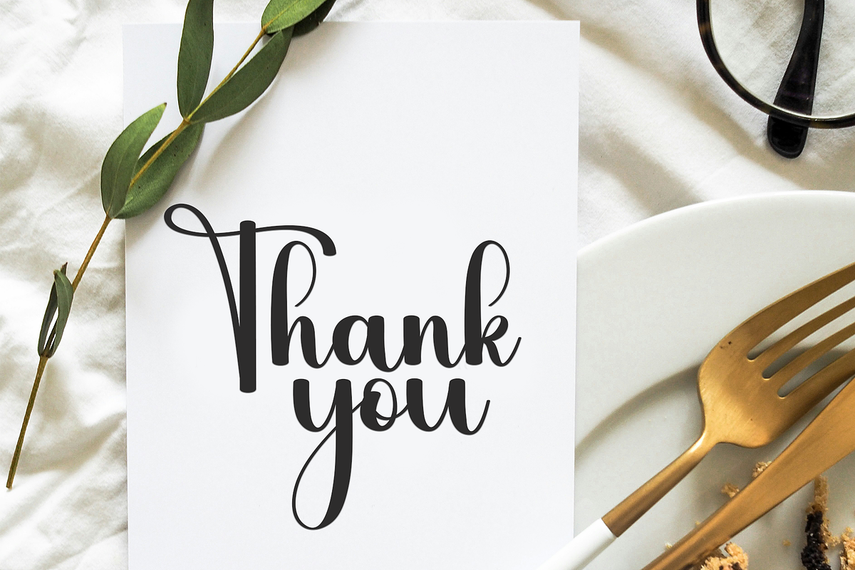 Sunday Wedding, a Handwritten Font by InermediaSTUDIO (Photo 7 of 7)