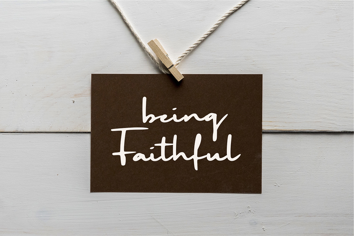 Trilogi Materialism Signature Font, a Script Font by Allouse Studio (Photo 5 of 10)