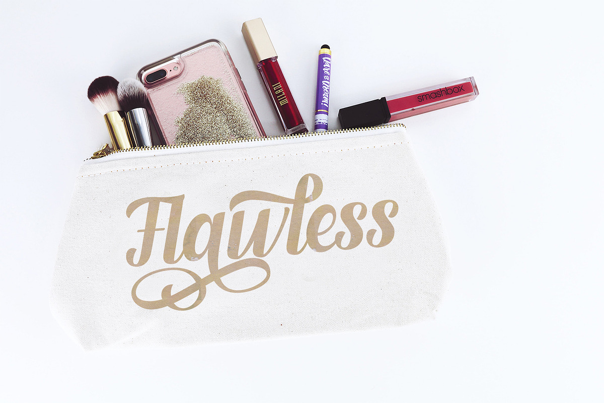Fendysa - Calligraphy Font, a Script Font by StringLabs (Photo 10 of 14)