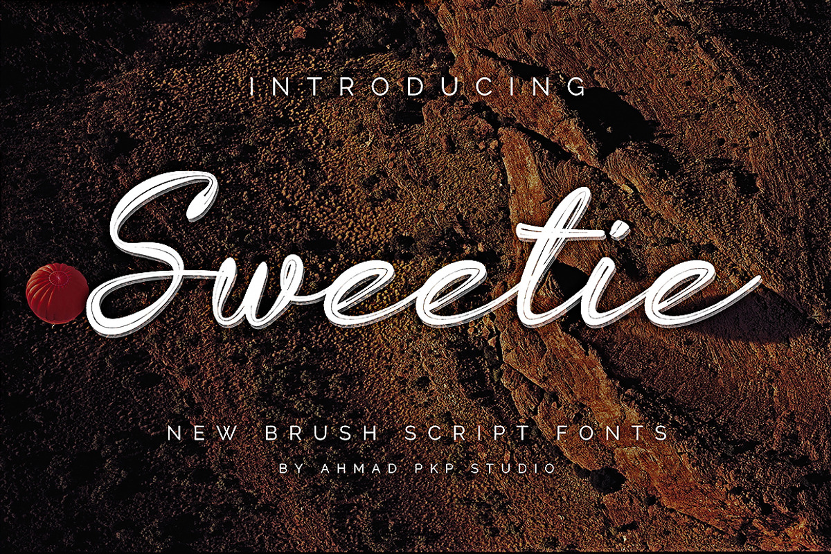 Sweetie - Modern Brush Font, a Script Font by Ahmad Pkp Studio (Photo 1 of 9)