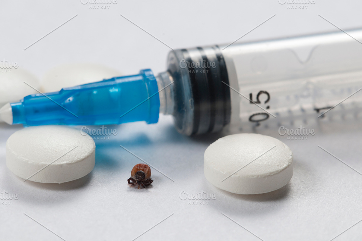 Mite tablets and syringe tool macro featuring acarian, tick, and acarid, a Health & Medical Photo by Alexander62 (Photo 1 of 2)