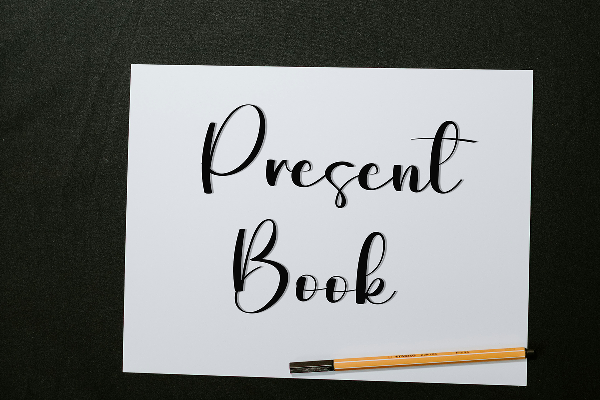 Riding Monday, a Handwritten Font by InermediaSTUDIO (Photo 6 of 8)