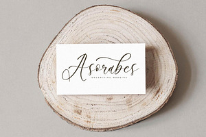 Boutiquen Serahpine Calligraphy Font