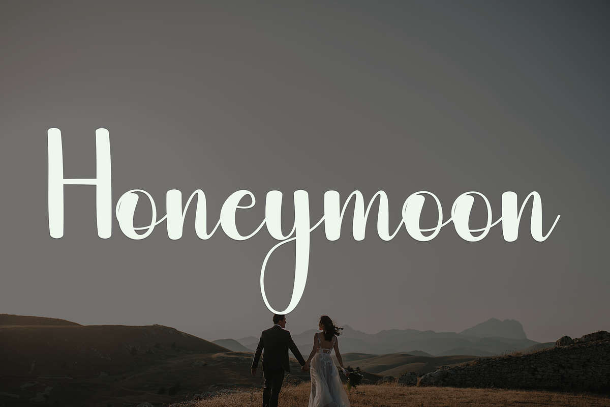 Sunday Vintage, a Handwritten Font by FreshTypeINK (Photo 2 of 8)