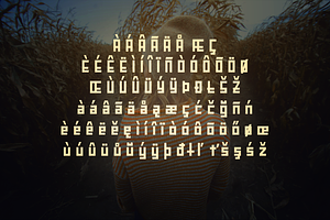 Maze The Techno Square Font