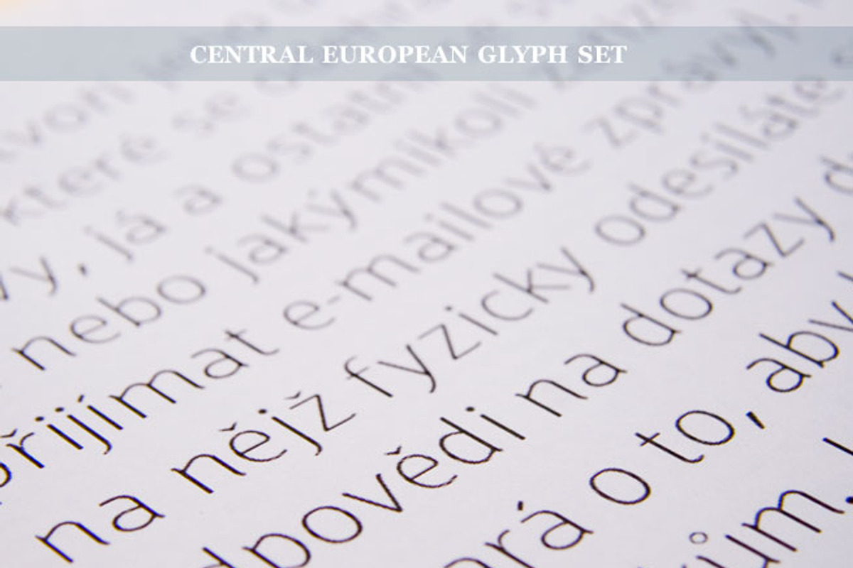 HalvorsenPro Light Italic preview 4