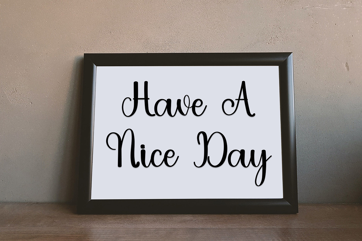 Bubble, a Handwritten Font by InermediaSTUDIO (Photo 4 of 7)