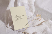 Romance Romantic Serif Font, a Serif Font by UICreative (Thumbnail 10 of 13)