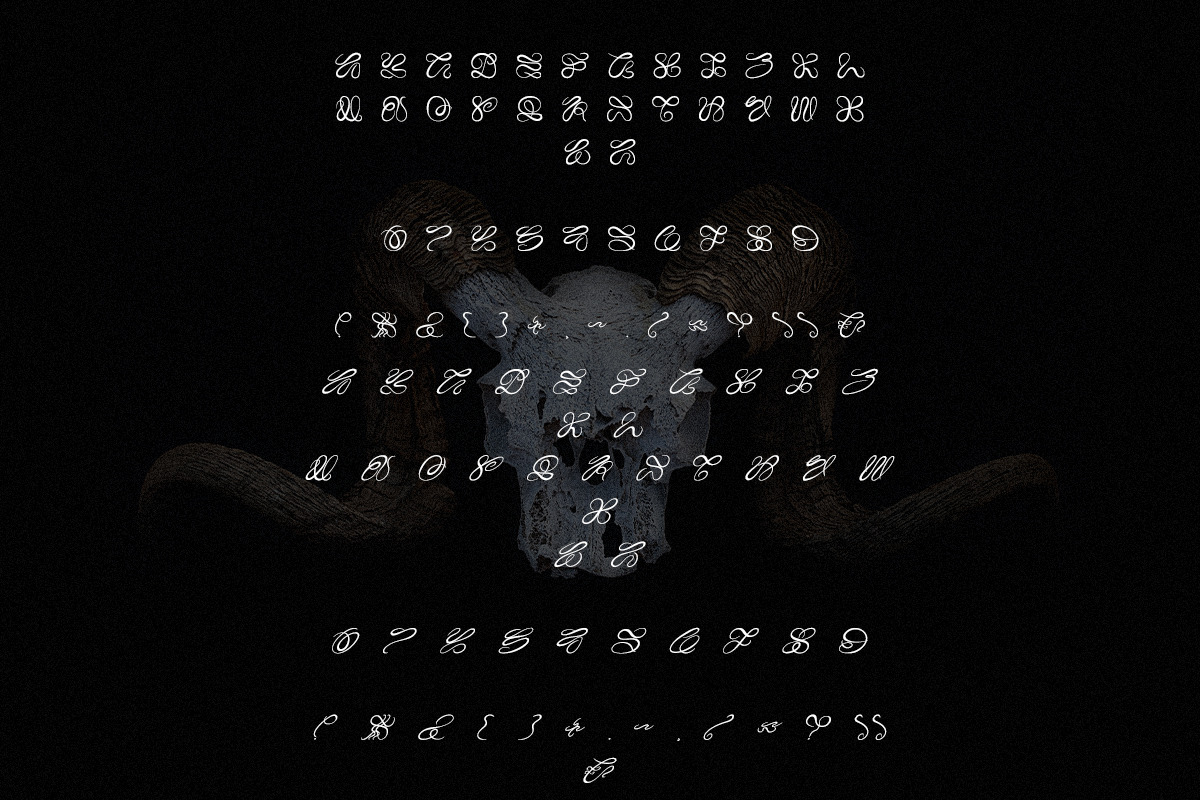 Deadless - Display Typeface, a Font by saintricchi (Photo 3 of 5)