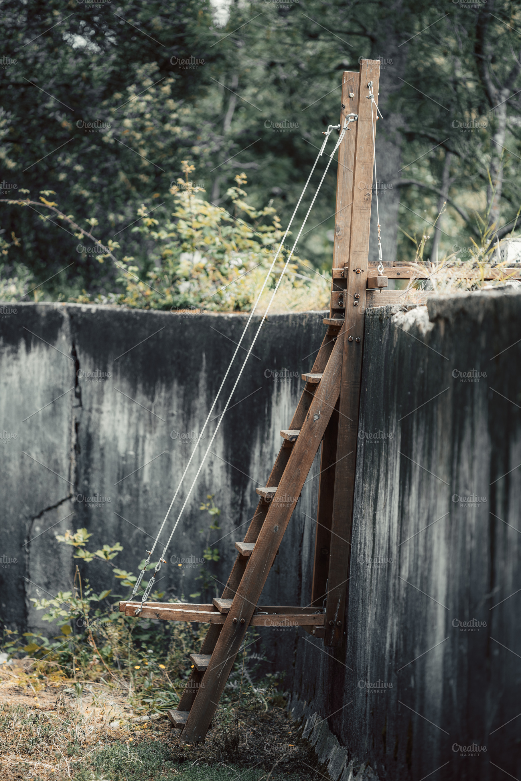 Cable Ladder In Old Pool, an Architecture Photo by SkyNext