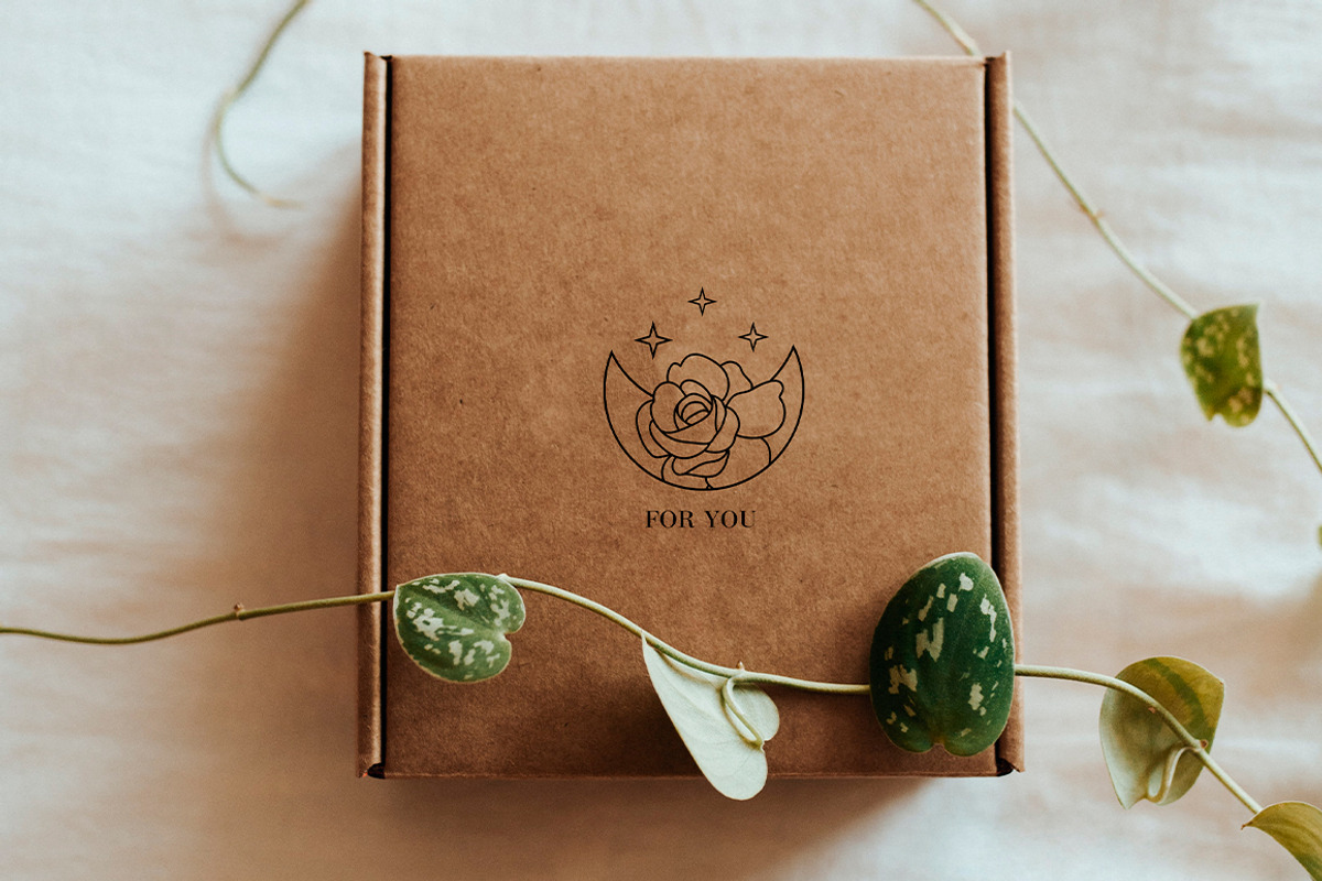 Floral moon & Zodiac Constellations, an Illustration by Art Dari Autumn (Photo 15 of 15)