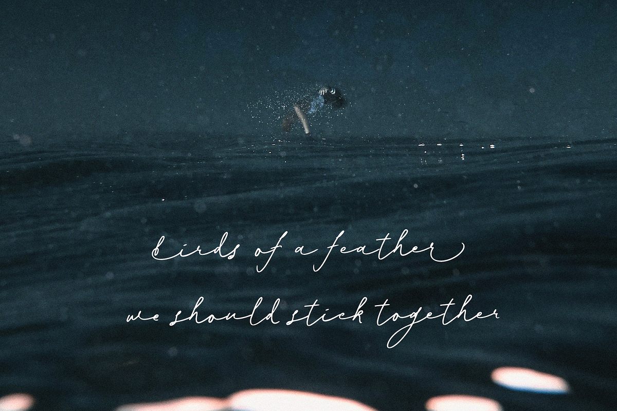 August Faith Handwritting, a Handwritten Font by Pinakiaa Studios (Photo 12 of 12)