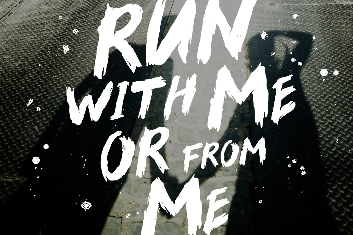 Sungai Brush Typeface preview 4