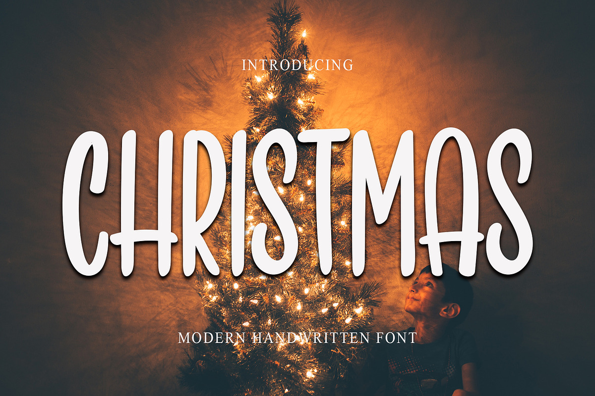 Christmas, a Sans Serif Font by InermediaSTUDIO (Photo 1 of 5)
