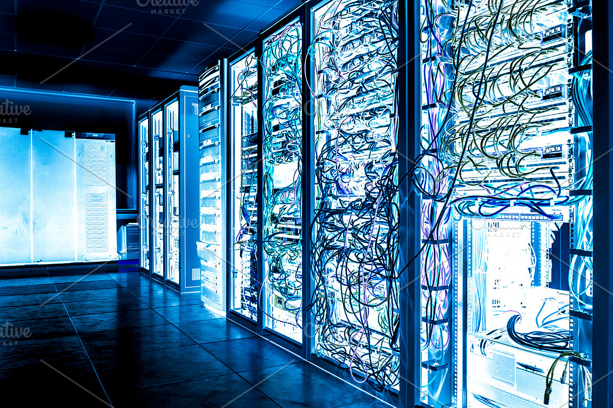 DATA CENTRE, a Technology Photo by Feelings (Photo 4 of 5)