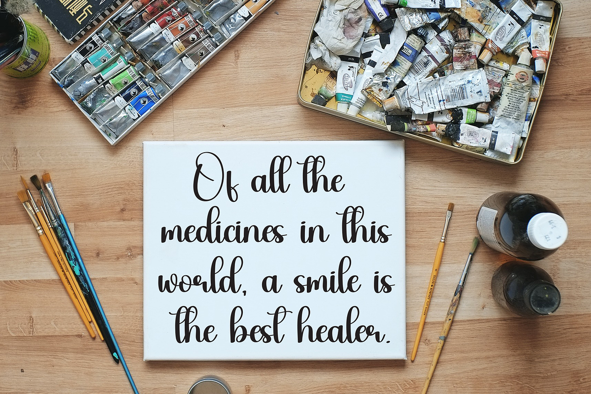 Happy Valetine | Script Font, a Handwritten Font by Scratchones (Photo 5 of 8)
