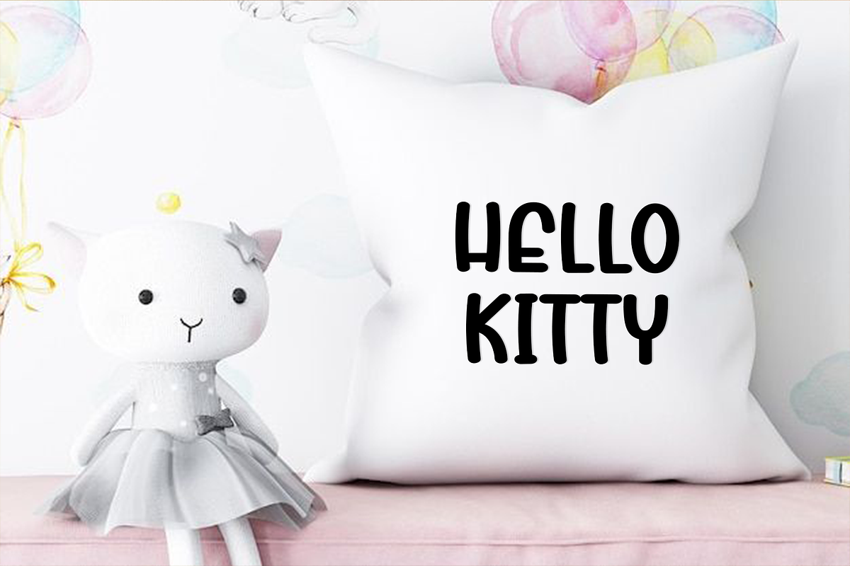 Chibi Girls, a Script Font by InermediaSTUDIO (Photo 5 of 8)
