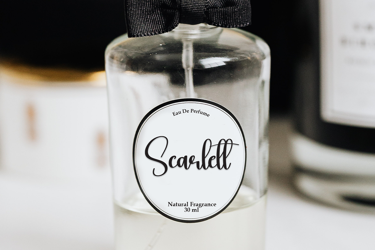 Chubby | Script Font, a Handwritten Font by Scratchones (Photo 5 of 8)