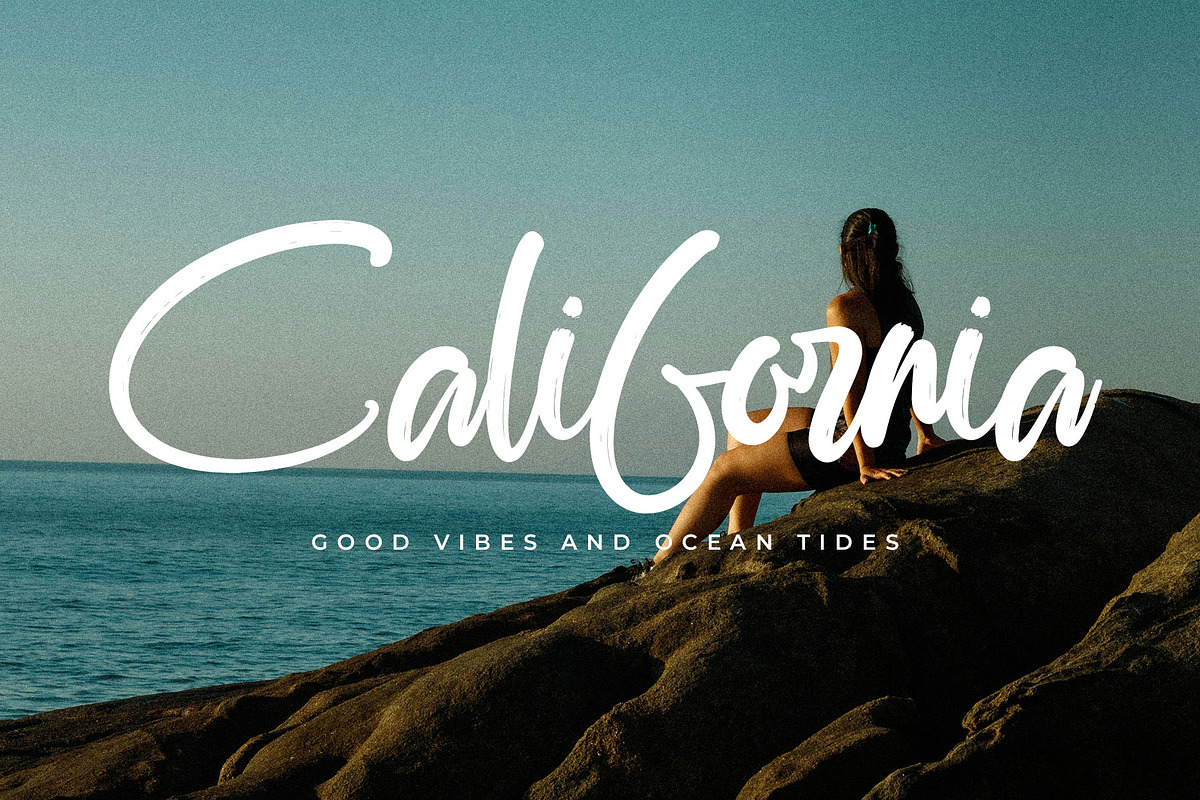 Halenkis Modern Brush Font, a Handwritten Font by RantautypeStudio (Photo 9 of 13)