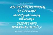 Maldives Holiday, a Handwritten Font by DzikrulAulia (Thumbnail 9 of 10)