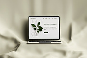 Mockup produck, an iPhone Mockup by Creative_A23 (Thumbnail 2 of 6)