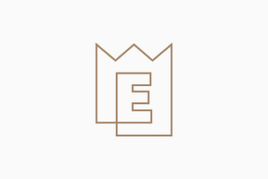 E Letter King Crown Logo Vector Icon