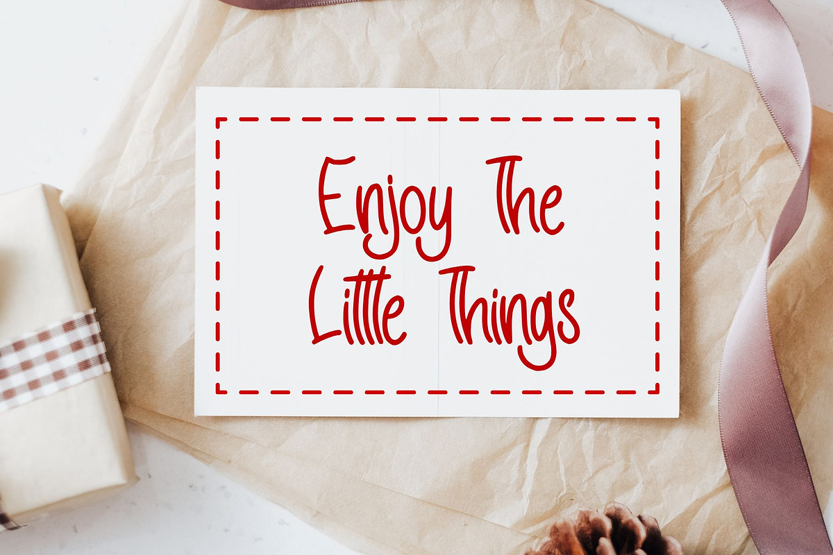 Christmas Design, a Handwritten Font by alifryanzulfikar (Photo 4 of 8)