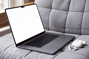 Elvora - Macbook Device Mockup, a Mac Mockup by Heinzel Std Mockup (Thumbnail 3 of 5)