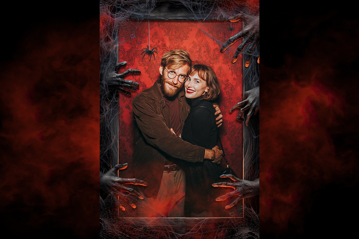 Halloween Photo Frame Flyer Template, a Layer Style Add-On by DesignerCandies (Photo 6 of 7)