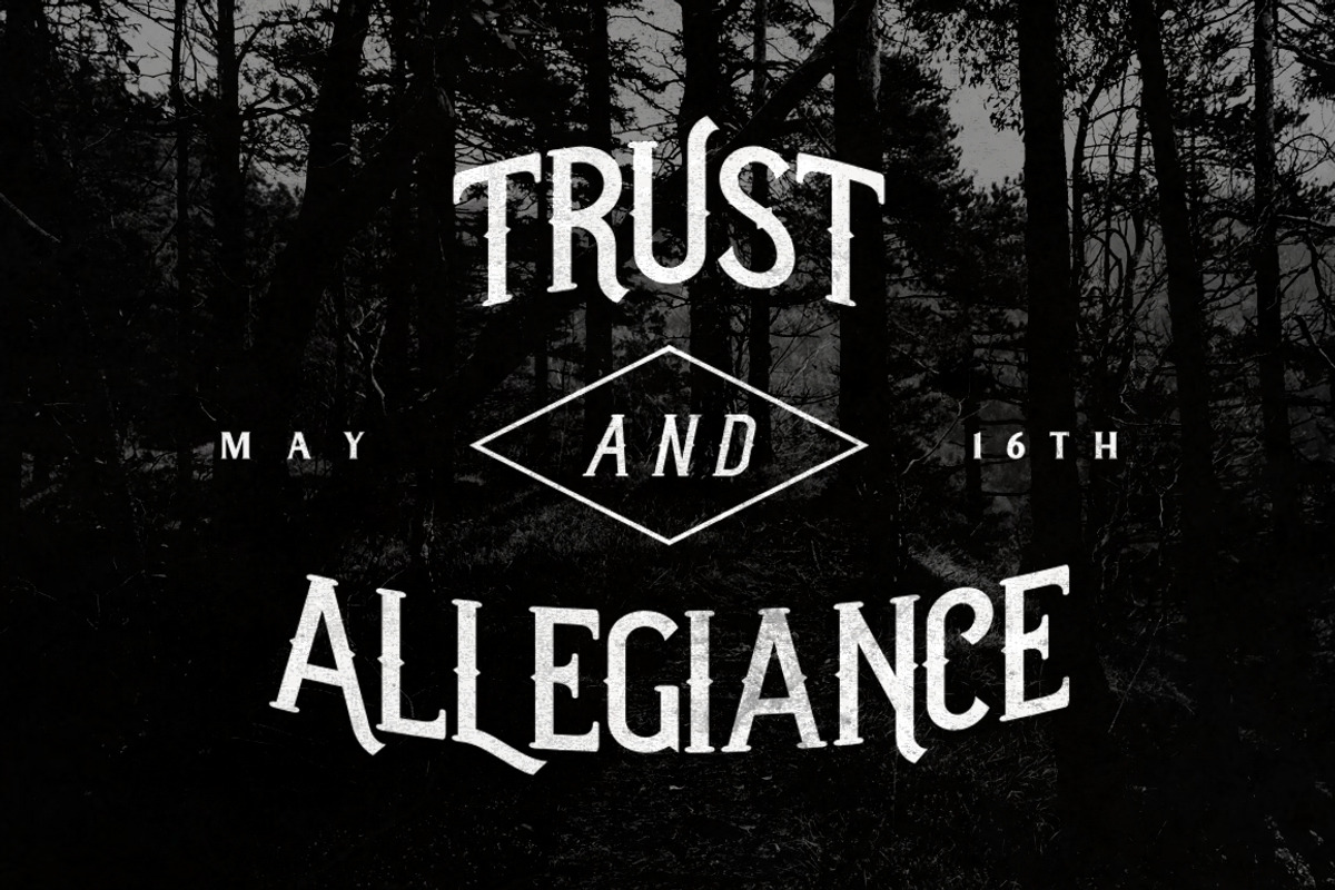 Deadhead Typeface Family preview 4