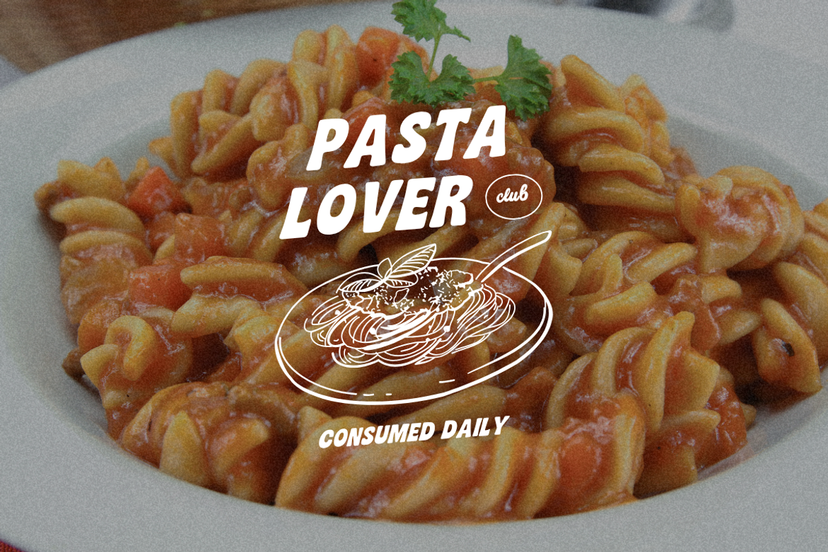 Peachy Rebels - Playful Font, a Script Font by Creacy Studio (Photo 9 of 11)