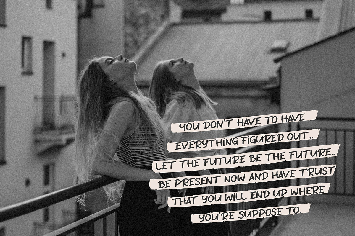 Identic Partner Handwritten Font Duo, a Handwritten Font by Denustudios (Photo 3 of 14)