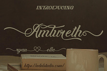 Amlureth – Calligraphy Font