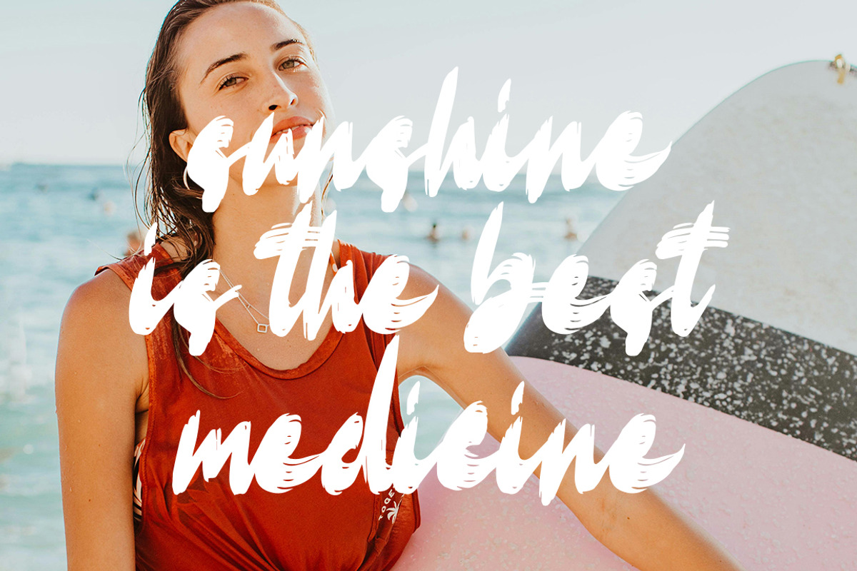 Dekisah, a Handwritten Font by Megatype (Photo 6 of 7)