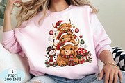 Christmas Highland Cow Family PNG, a Seasonal Illustration by Daily.Designs (Thumbnail 3 of 5)