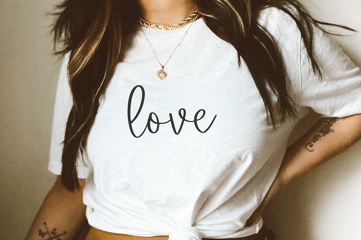 Oakleigh | Modern Script Font, a Script Font by KA Designs (Photo 8 of 11)