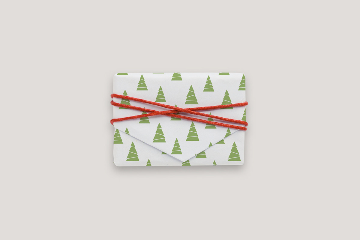 5 isolated Christmas boxes mockups, a Packaging Mockup by Yapanda (Photo 3 of 7)