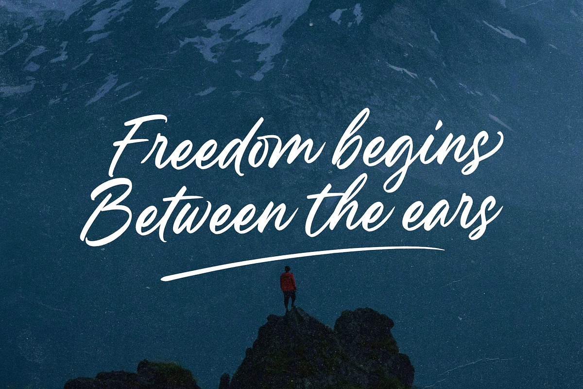 Bittersweet Dreaming, a Handwritten Font by Damarletter (Photo 4 of 9)