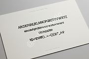 Daxo | Elegant High-Contrast Serif T, a Font by Astuti Studio (Thumbnail 2 of 16)