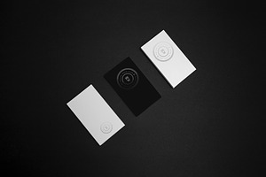 Spot UV Business Card Mockup - Slick
