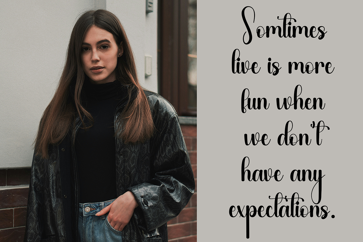 Perfect Beach, a Handwritten Font by InermediaSTUDIO (Photo 7 of 8)