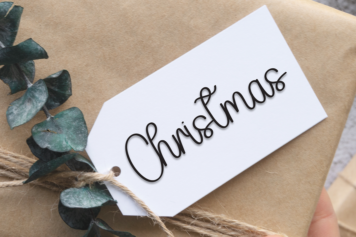 Wedding | Script Font, a Handwritten Font by Scratchones (Photo 4 of 8)