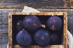 Purple figs featuring fig, figs, and fruit