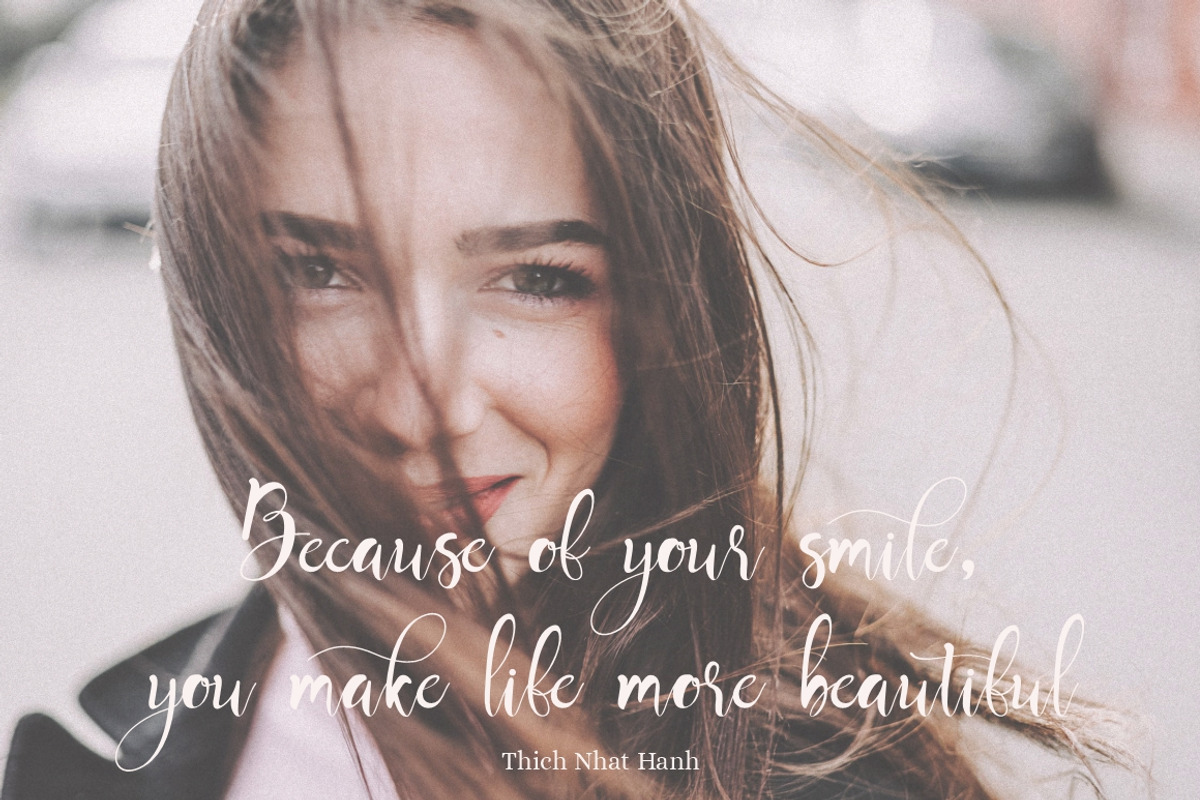 Mayla - Beautiful Handwriting Script preview 3