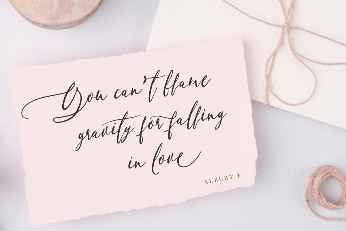 Franchisca Luxury Script, a Script Font by Creatype Studio (Photo 3 of 9)
