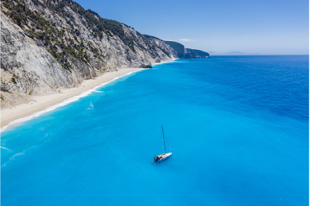 Aerial shots of famous tourist, a Nature Photo by Igor Tichonow