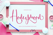 Honeymoon script, a Script Font by akrtype (Thumbnail 2 of 7)