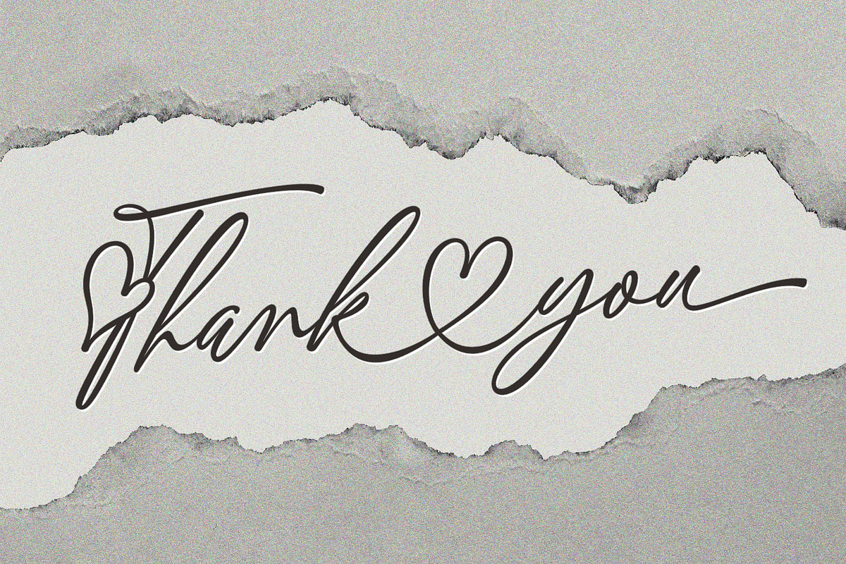 About Heart - Heart Connected Font, a Font by Subectype Studio (Photo 9 of 9)