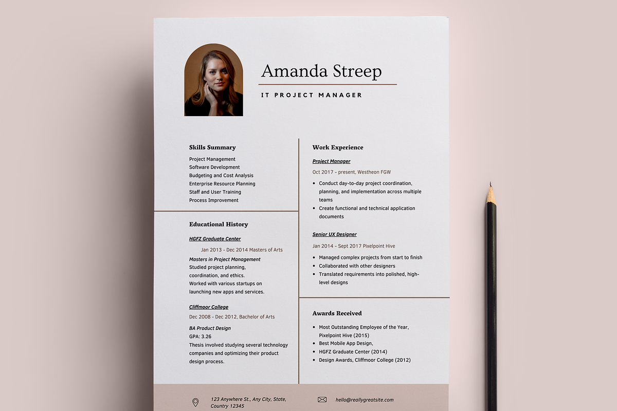 Minimalist CV Resume Canva template