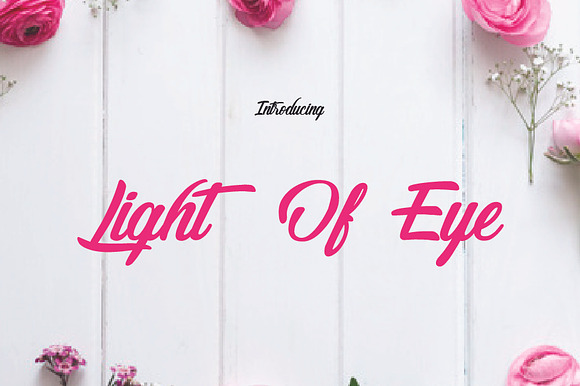 Light of Eye Font preview 7